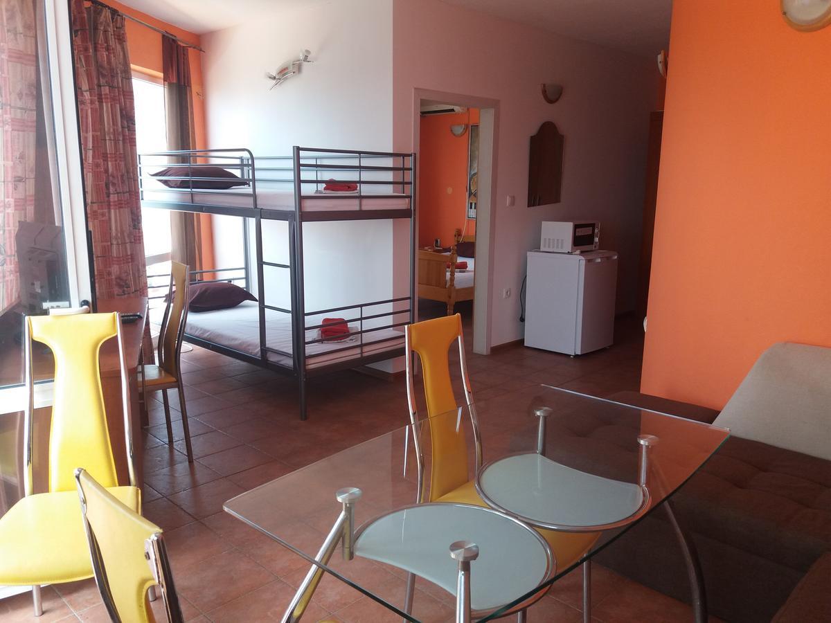 Family Hotel Casablanca Green Várna Kültér fotó